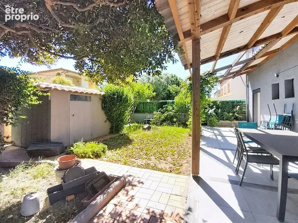 Villa familliale avec piscine à deux pas du centre-ville - photo 4