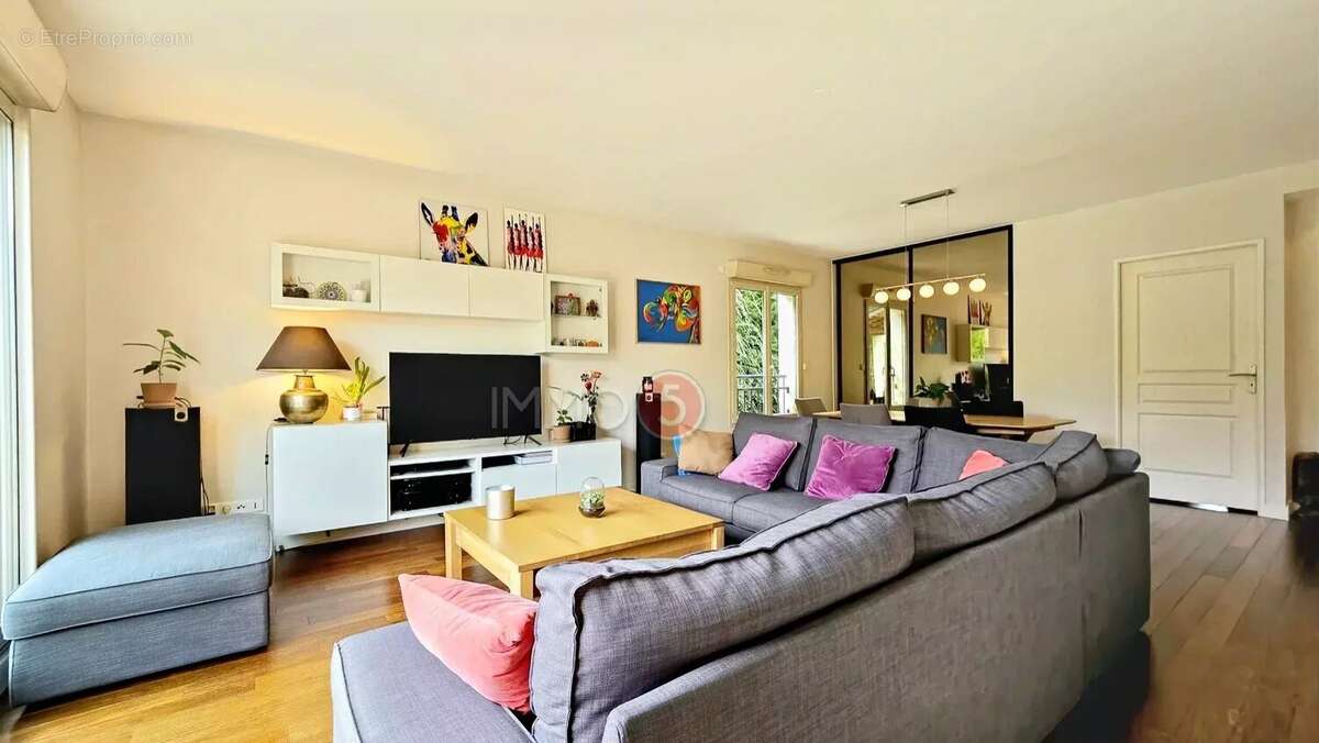 Appartement à LE RAINCY