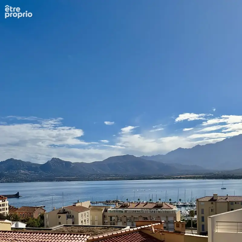 Appartement à CALVI