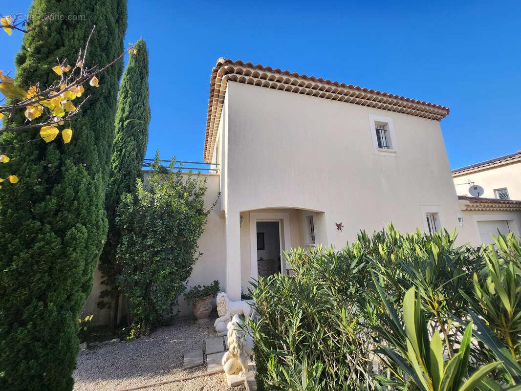 Maison à SAINT-MAXIMIN