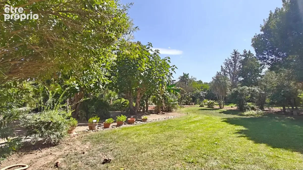 Propriété d’exception avec double habitation sur 2 hectares - photo 10