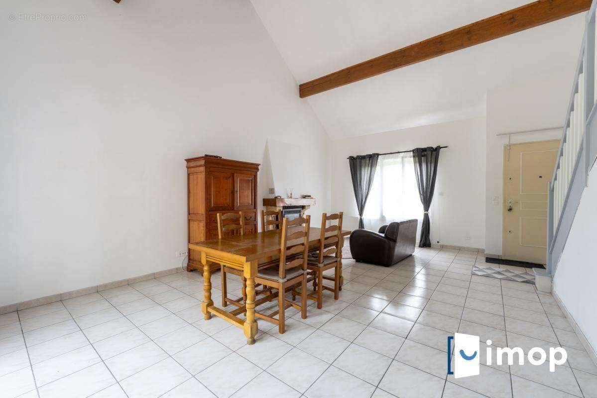 Maison à CERGY