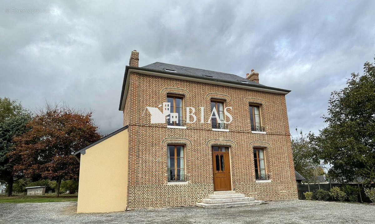 Maison à LE GROS-THEIL