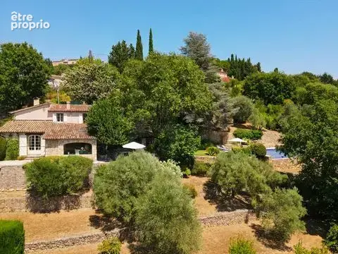 Maison à MONTAUROUX