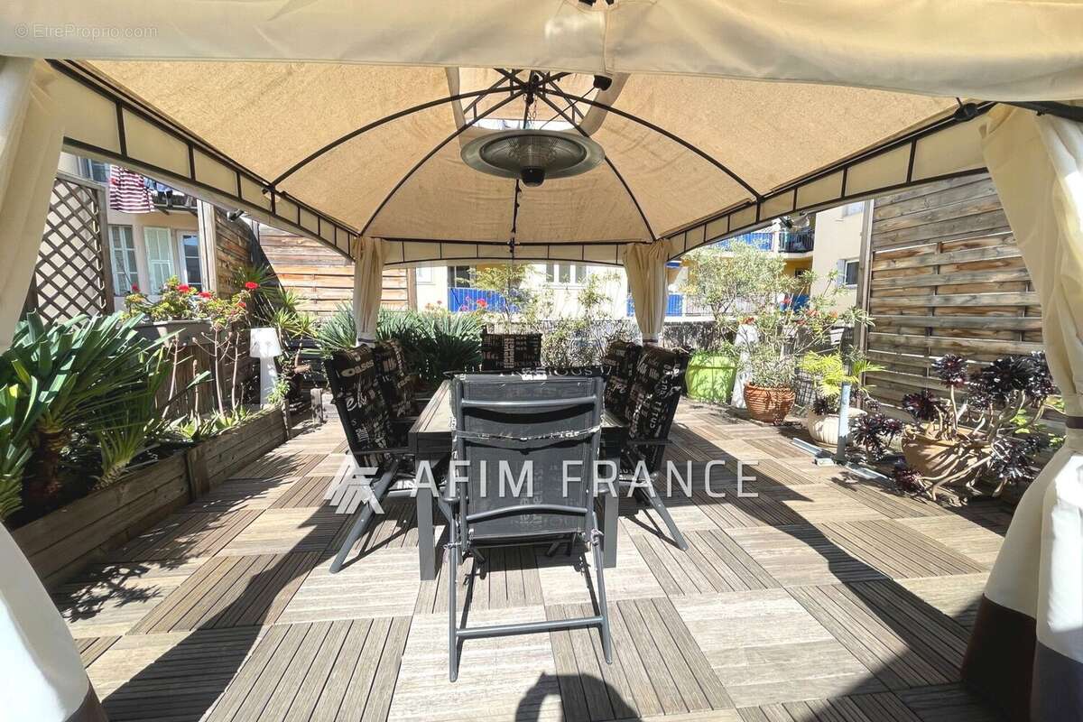 Appartement à NICE