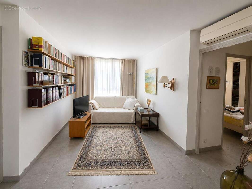 Appartement 75 m² à Avignon  - photo 2