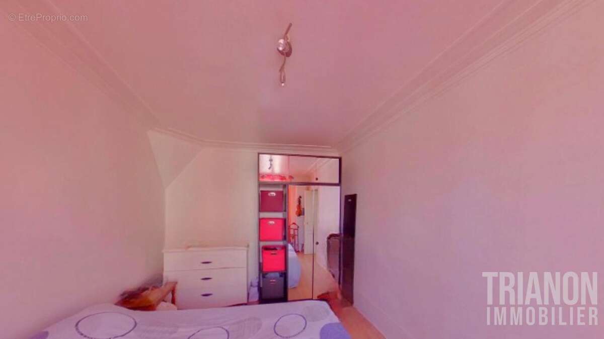 Commerce à TRIEL-SUR-SEINE