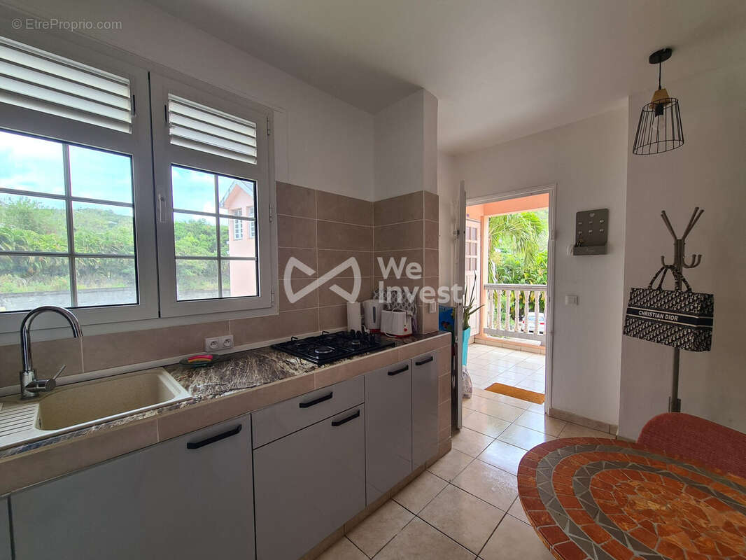 Appartement à CASE-PILOTE