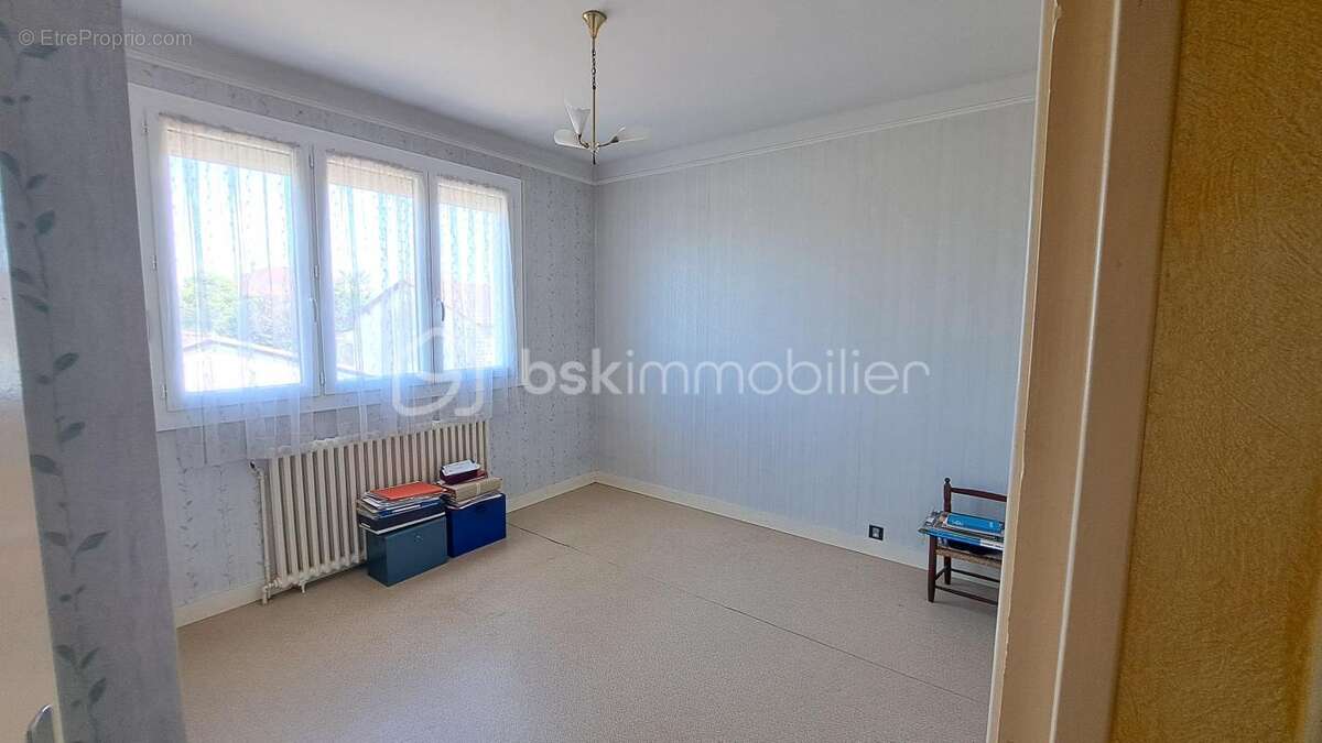 Maison à COULOUNIEIX-CHAMIERS