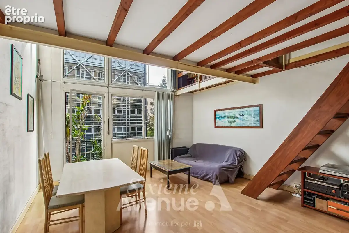 Duplex - Paris 12 - Cave - Parking - Ascenseur - Balcon - 62.44 m² LC - photo 2