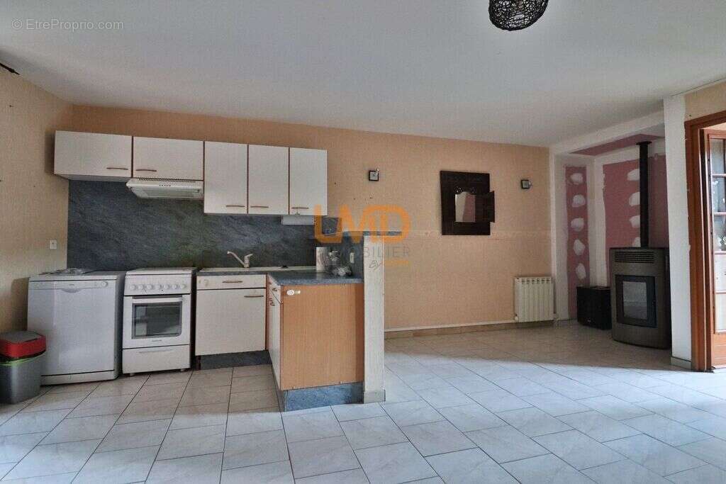 Maison à JONCELS
