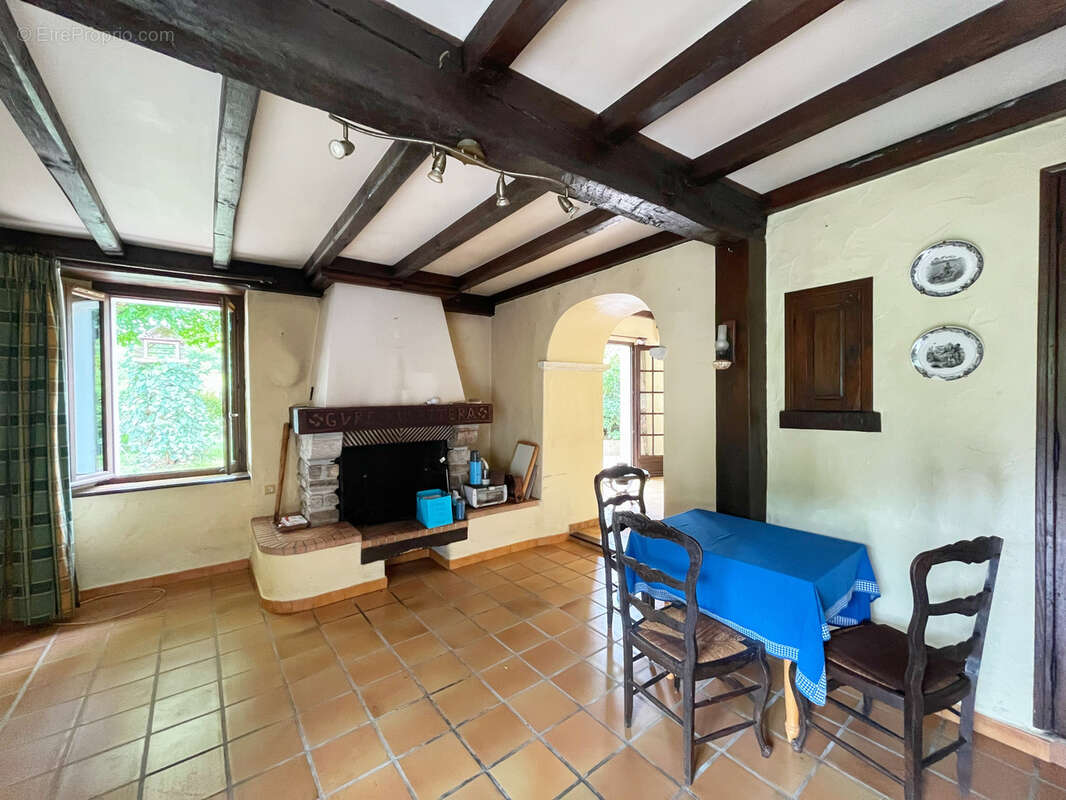 Maison à SAINT-MARTIN-D'ARROSSA