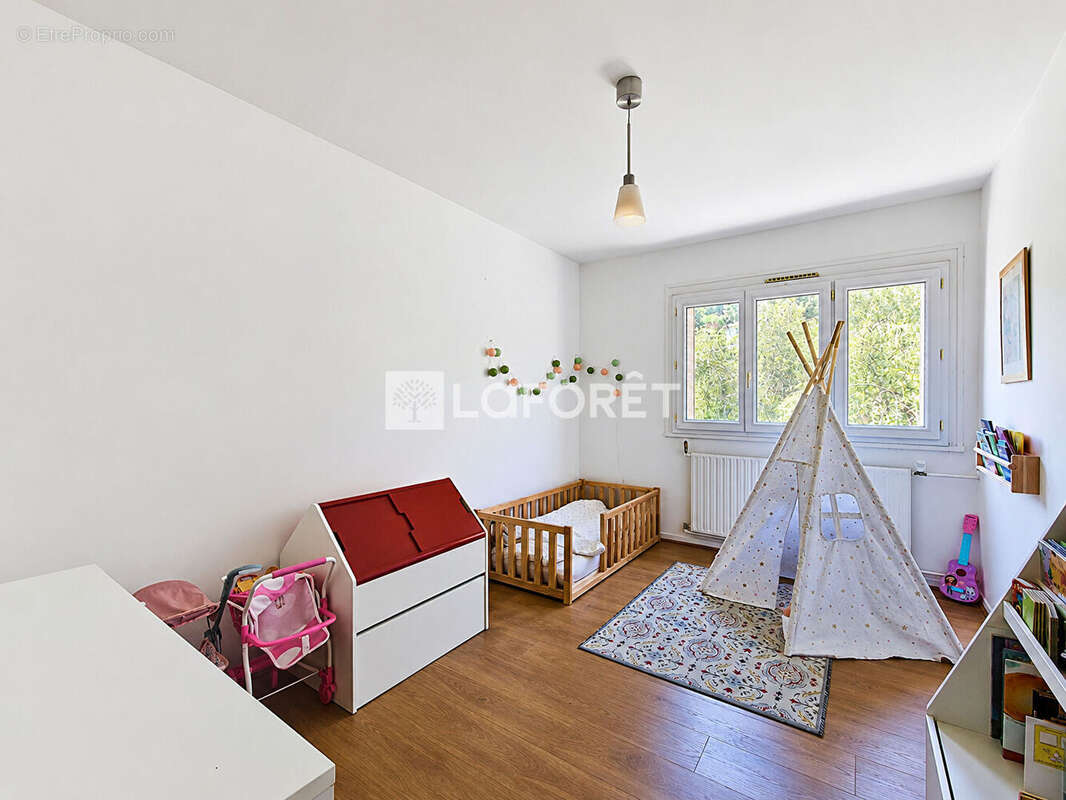 Appartement à RILLIEUX-LA-PAPE