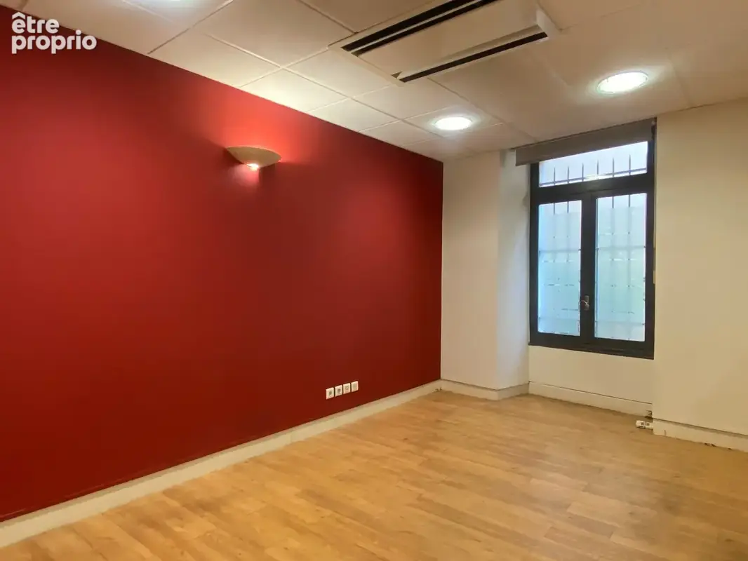 à vendre Local/bureaux 282 m² – Centre-ville d’Alès - photo 2