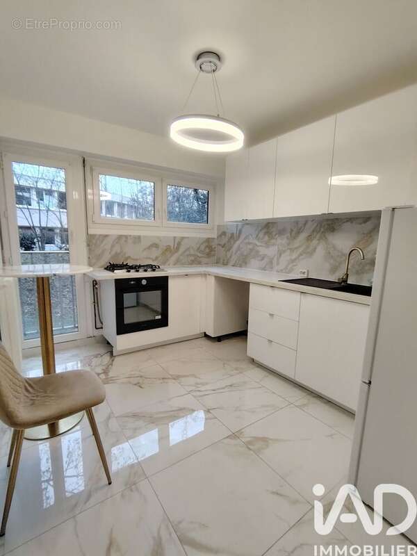 Photo 2 - Appartement à LES ULIS