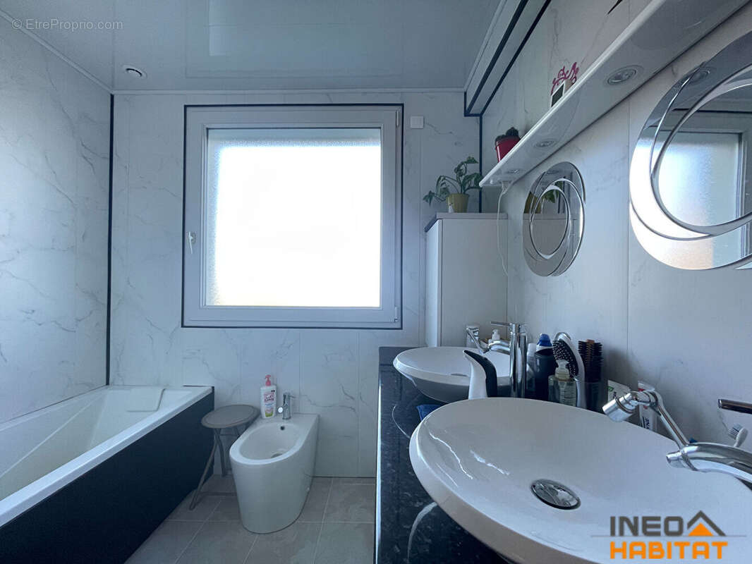 Maison à PLEUMELEUC