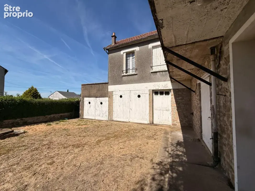 EN EXCLUSIVITE ! Maison en pierre de 136m², 2 garages sur terrain de 950m² 71 500 € - photo 33