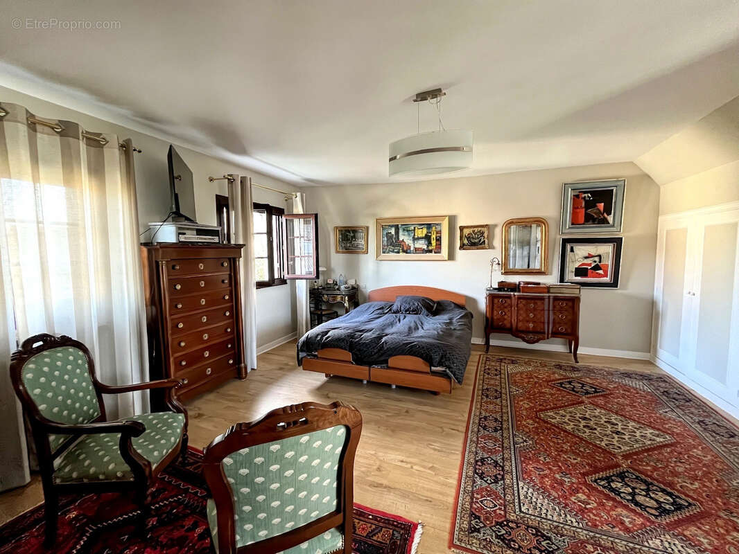 Maison à MANTES-LA-VILLE