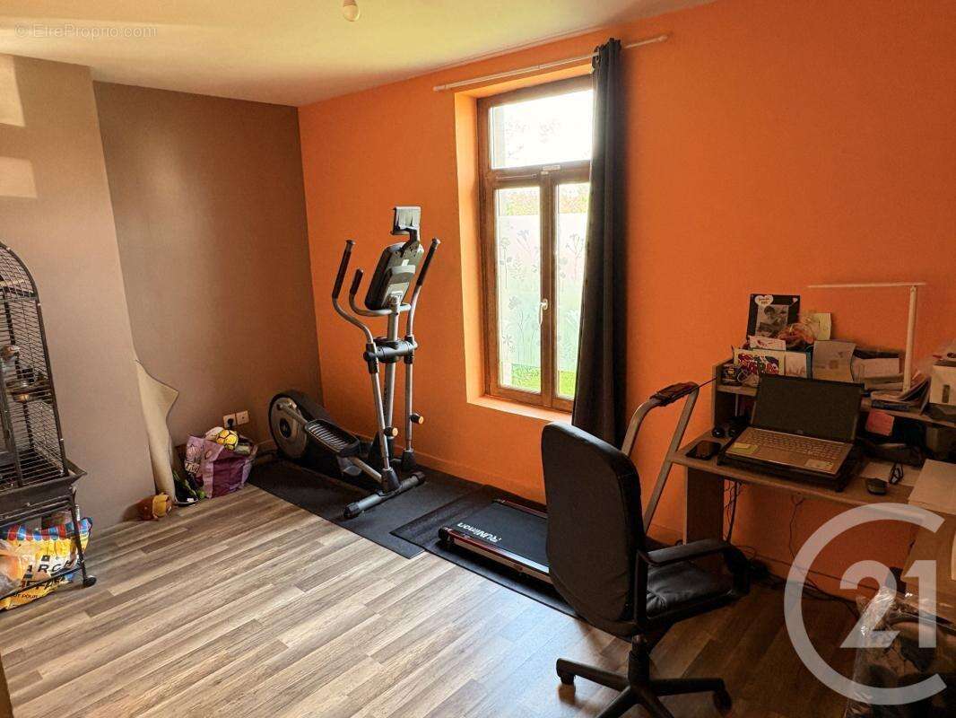 Maison 121 m² à Nesles  - photo 11