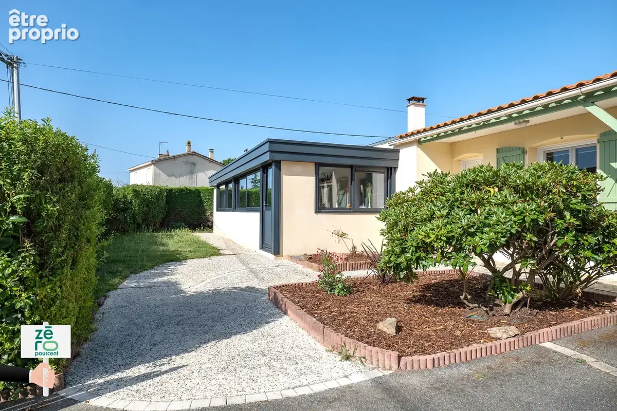 Maison de plain-pied 129 m2   3 chambres   Terrain 1 380 m2 - Classe C - photo 3