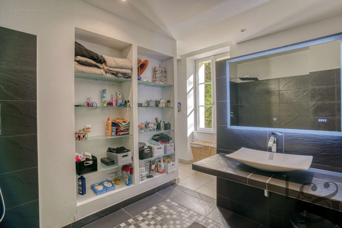 A vendre maison de caractère rénovée - photo 13