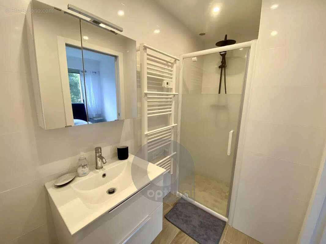 Appartement à ROQUEBRUNE-CAP-MARTIN