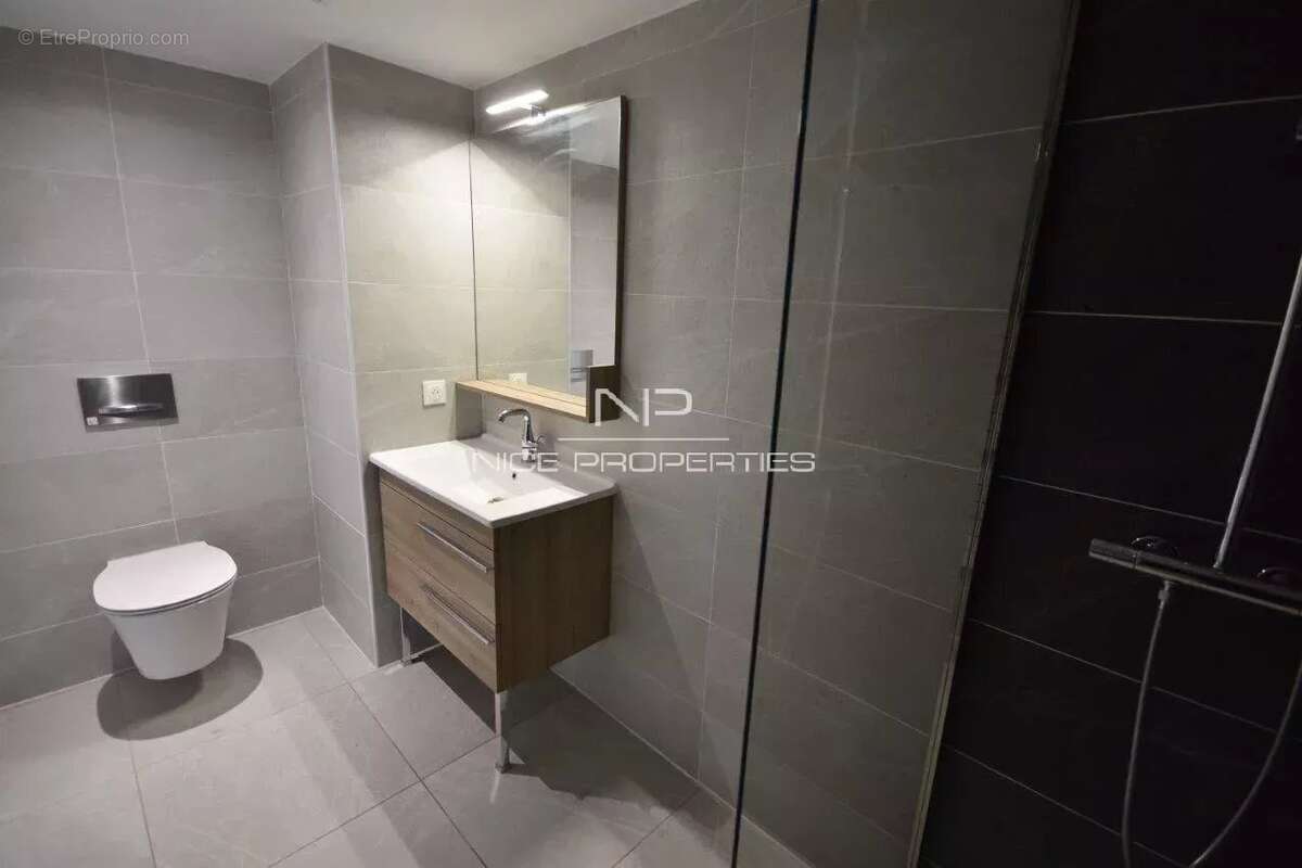 Appartement à MOUGINS