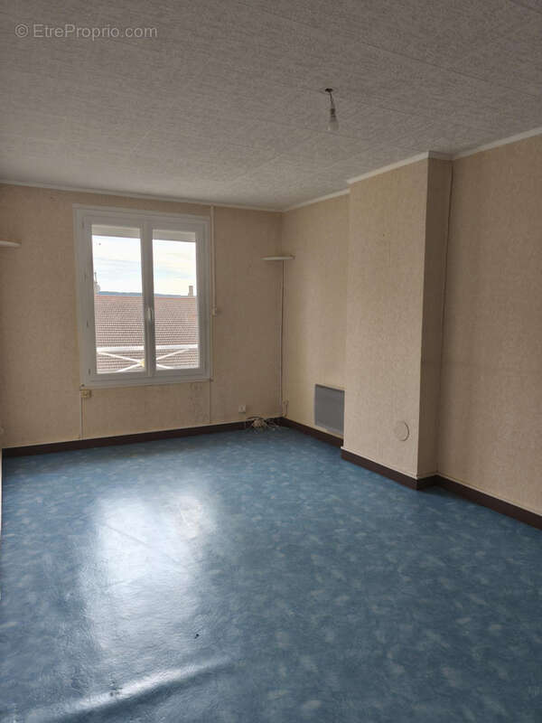 Appartement à JONZIEUX