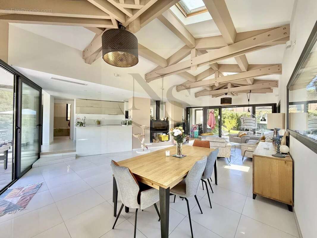 Maison à AIX-EN-PROVENCE