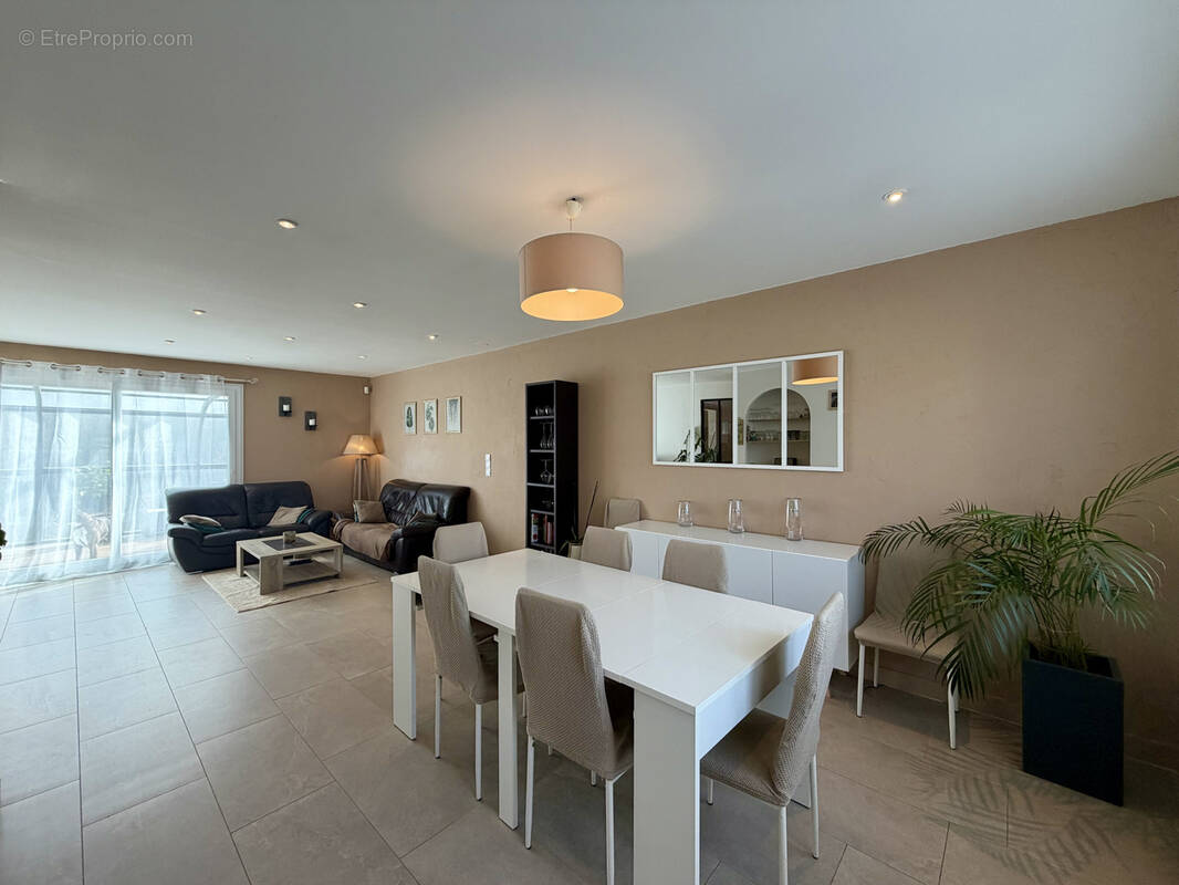 Maison à ROZAY-EN-BRIE