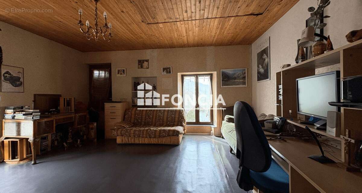 Maison à VILLARD-BONNOT