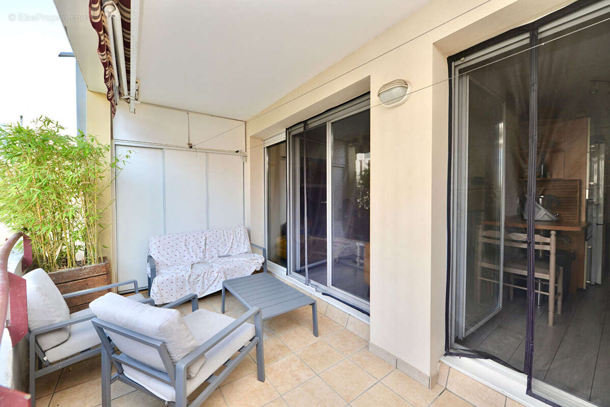 Appartement 4 pièces de 85 m² - Borderouge - photo 2