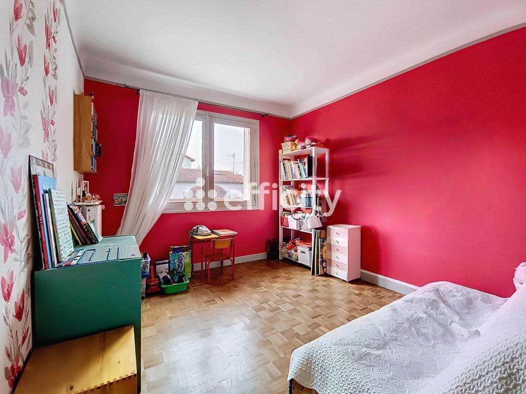 Maison à SAINT-GRATIEN