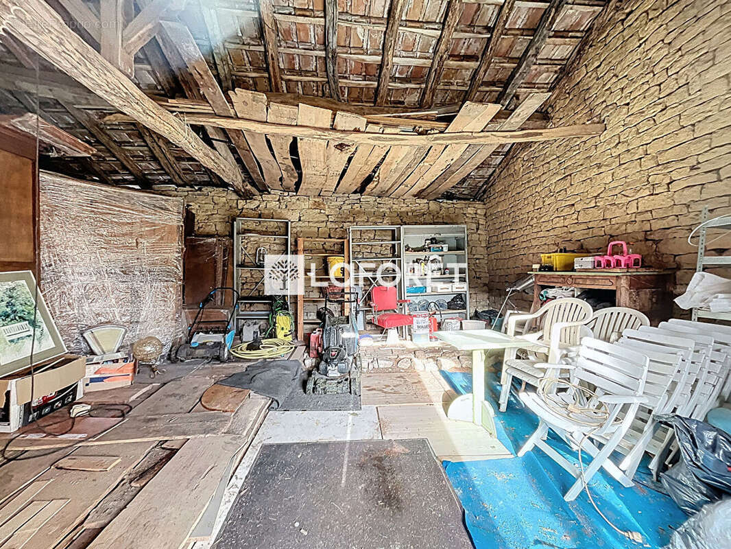 Maison à SAINT-JULIEN