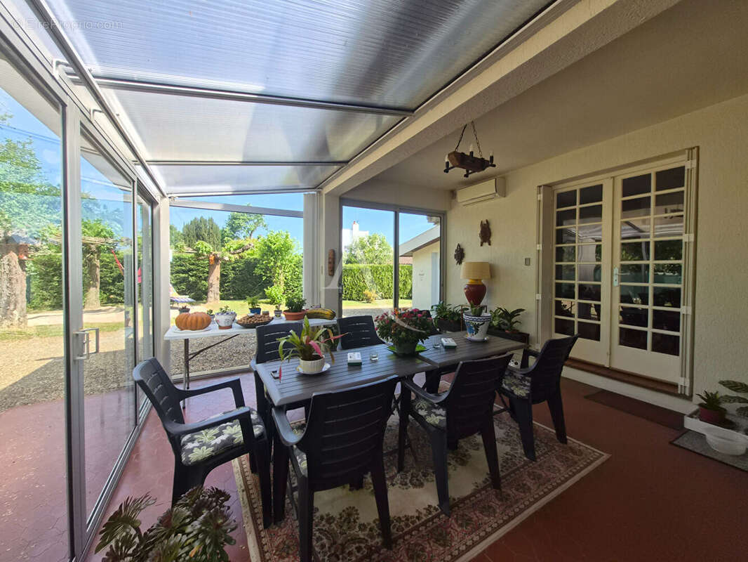 Maison à VILLENEUVE-DE-MARSAN