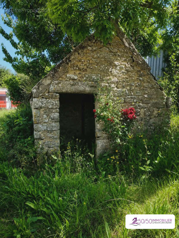 Maison à KERLOUAN