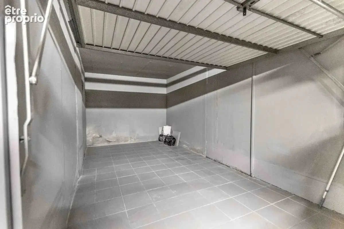 Nice Bas Maledeine - Garage sécurisé - photo 3