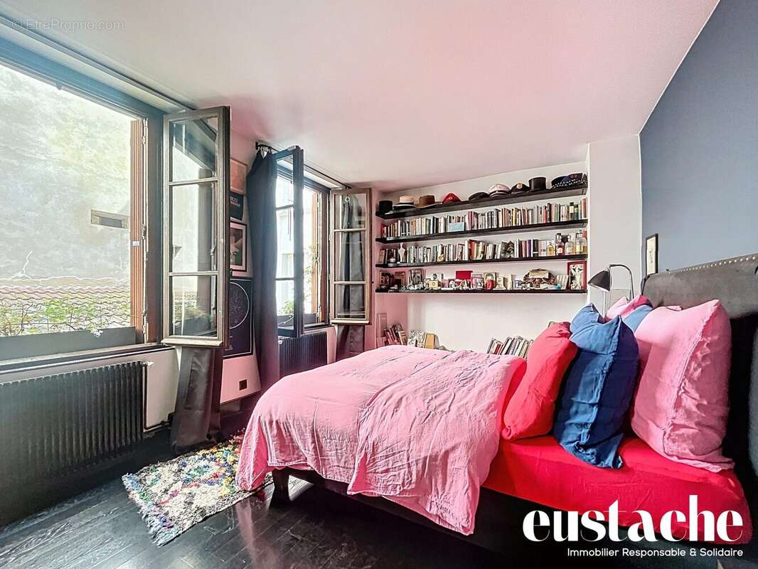Maison à PARIS-11E