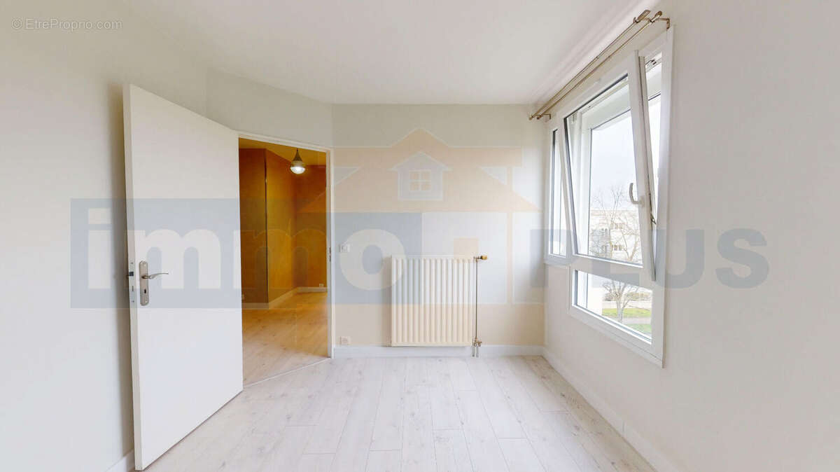 Appartement Plaisir 3 pièces 71 m2 + 1 garage en sous-sol - photo 13