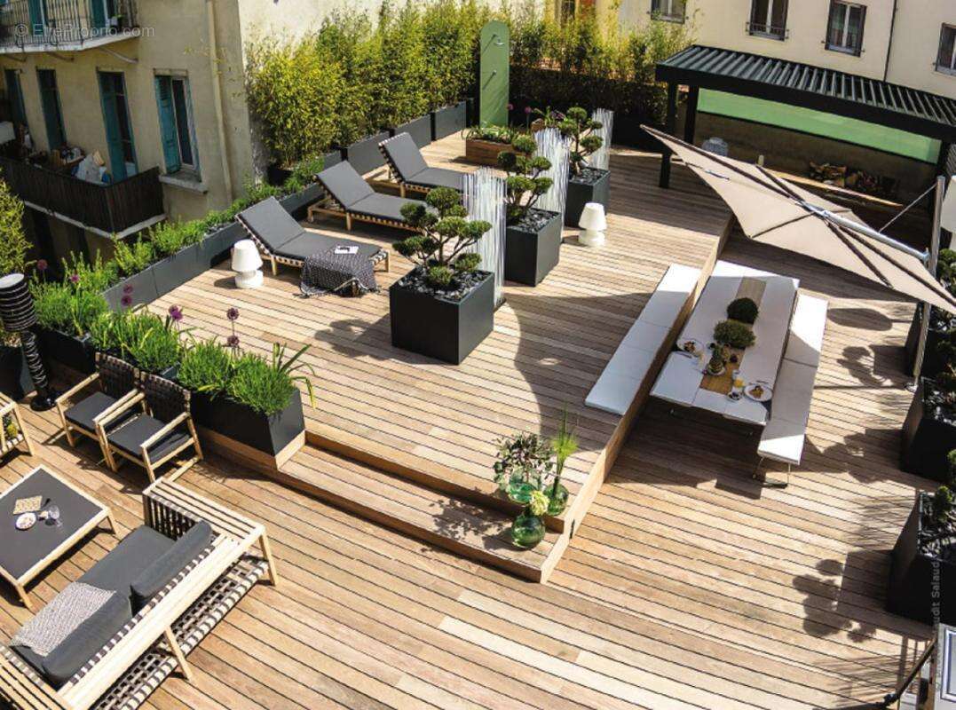 Appartement à SURESNES