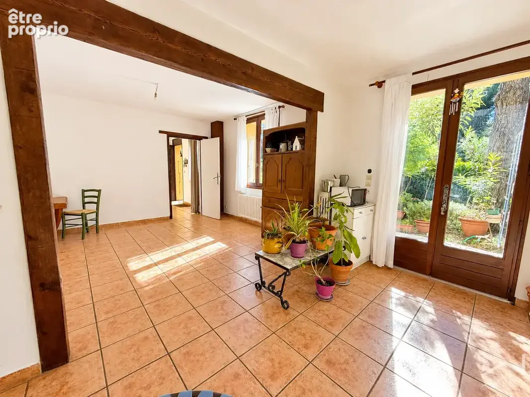Exclusivité bollène   ensemble immobilier de 230 m2 habitables don+ local commercial de 48 m2   terrain de 674 - photo 4