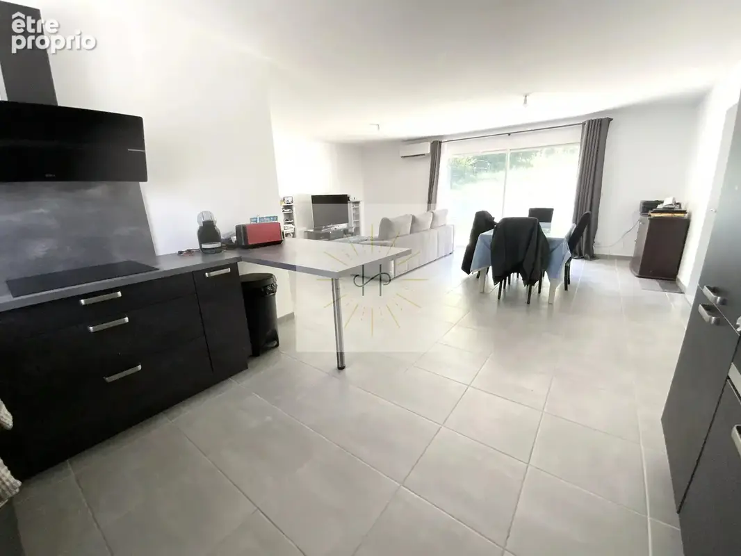 Maison 5 pièces 95 m² à vendre à Rochemaure (07400) - photo 8