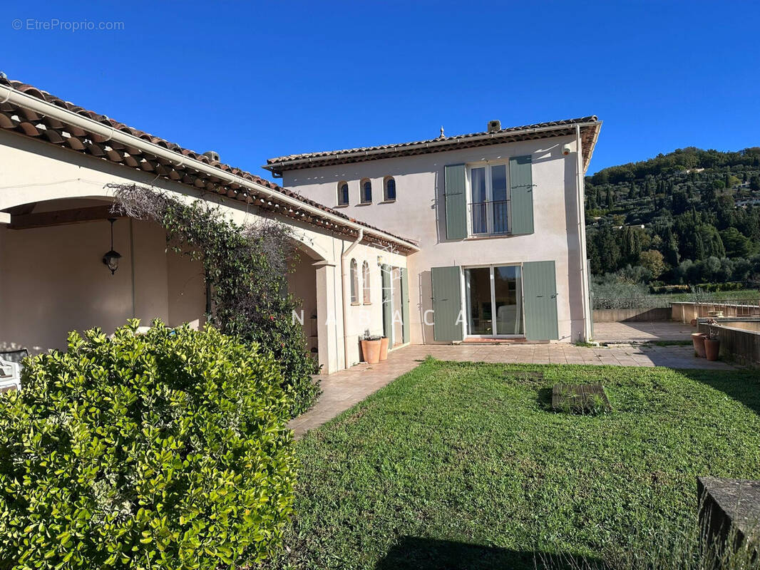 Maison à GRASSE