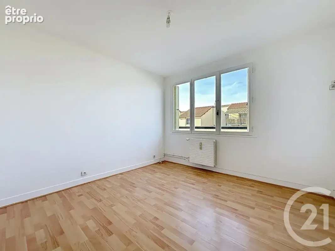 Appartement 4 pièces 72 m² à vendre à Troyes (10000) - photo 4