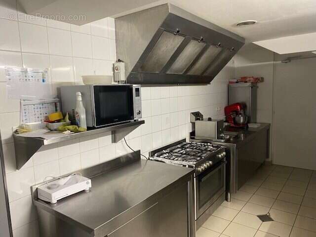 Autre à SAINT-COSME-EN-VAIRAIS