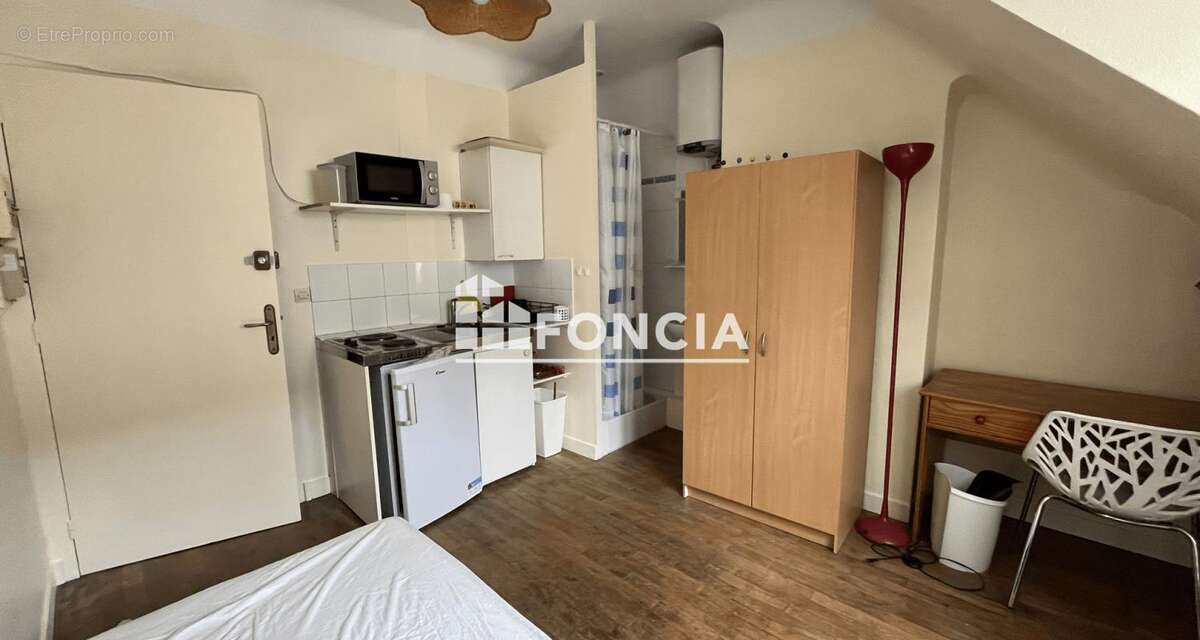 Hyper Centre Ville, Appartement Meublé au 3ème et dernier étage - photo 2