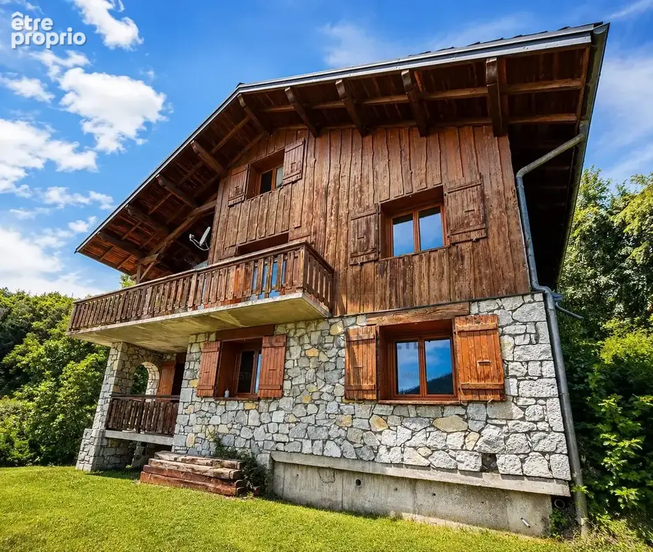 Photo Maison à Hautecour au prix de 451 500€