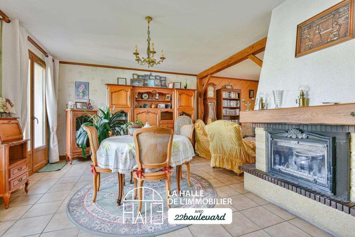 Maison à RILHAC-RANCON