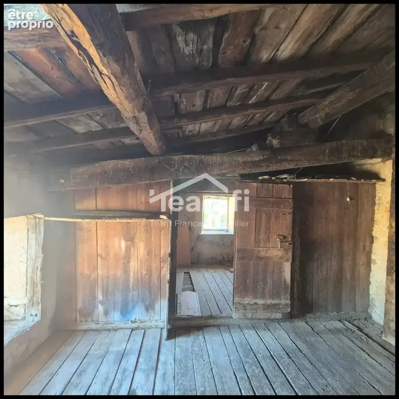 Maison 4 pièces 40 m² à vendre à La Monnerie-Le-Montel (63650) - photo 1