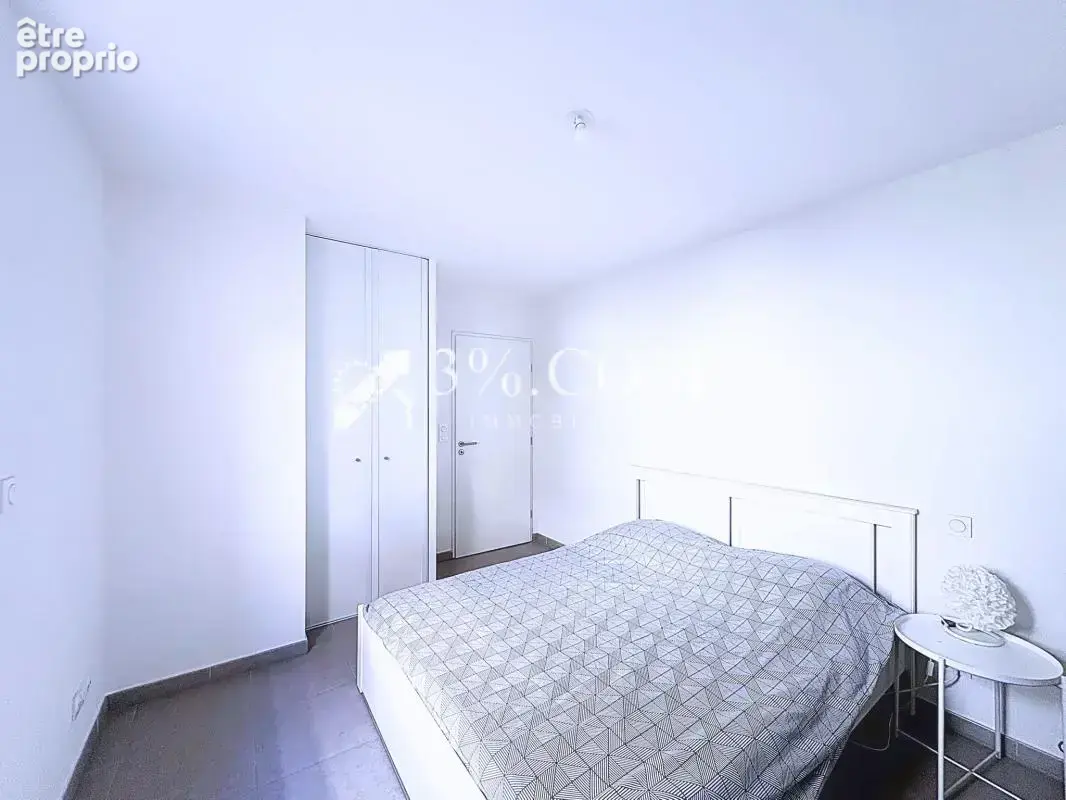 Appartement T2 moderne de 48 m2 avec terrasse et vue dégagée - photo 18